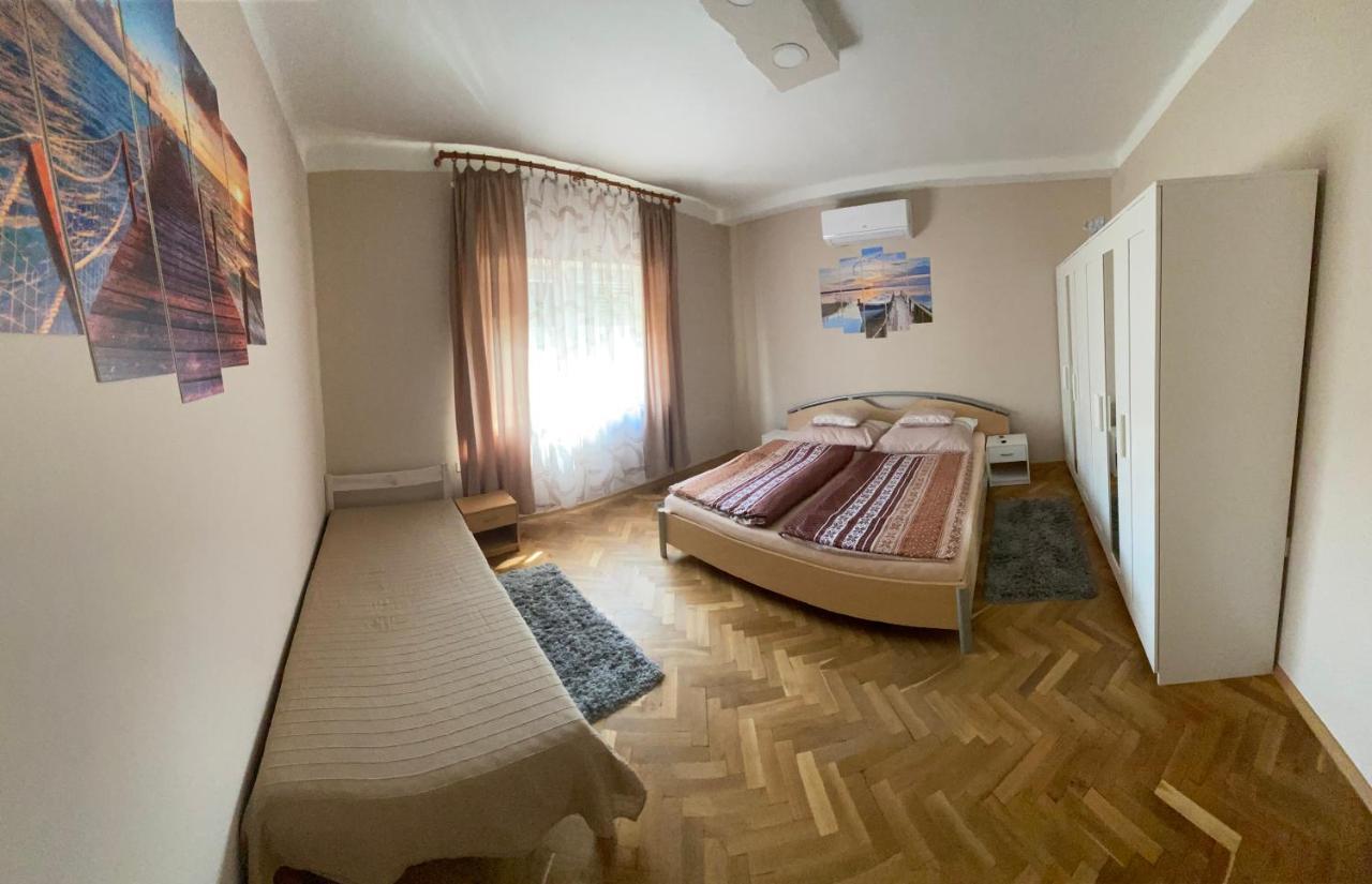 Edina Apartman Balatonlelle Buitenkant foto