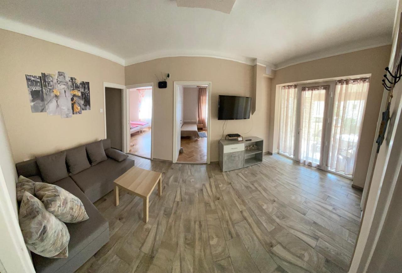 Edina Apartman Balatonlelle Buitenkant foto