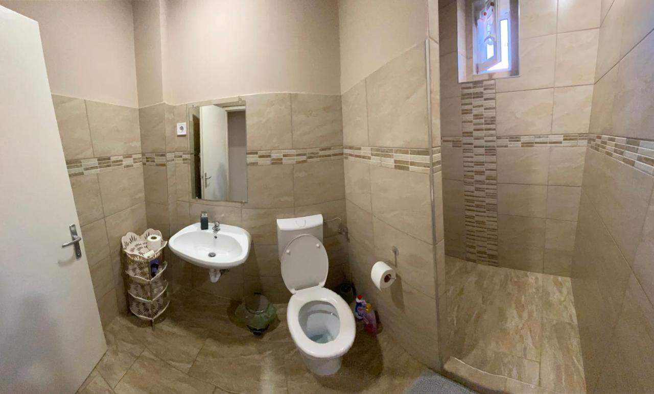 Edina Apartman Balatonlelle Buitenkant foto